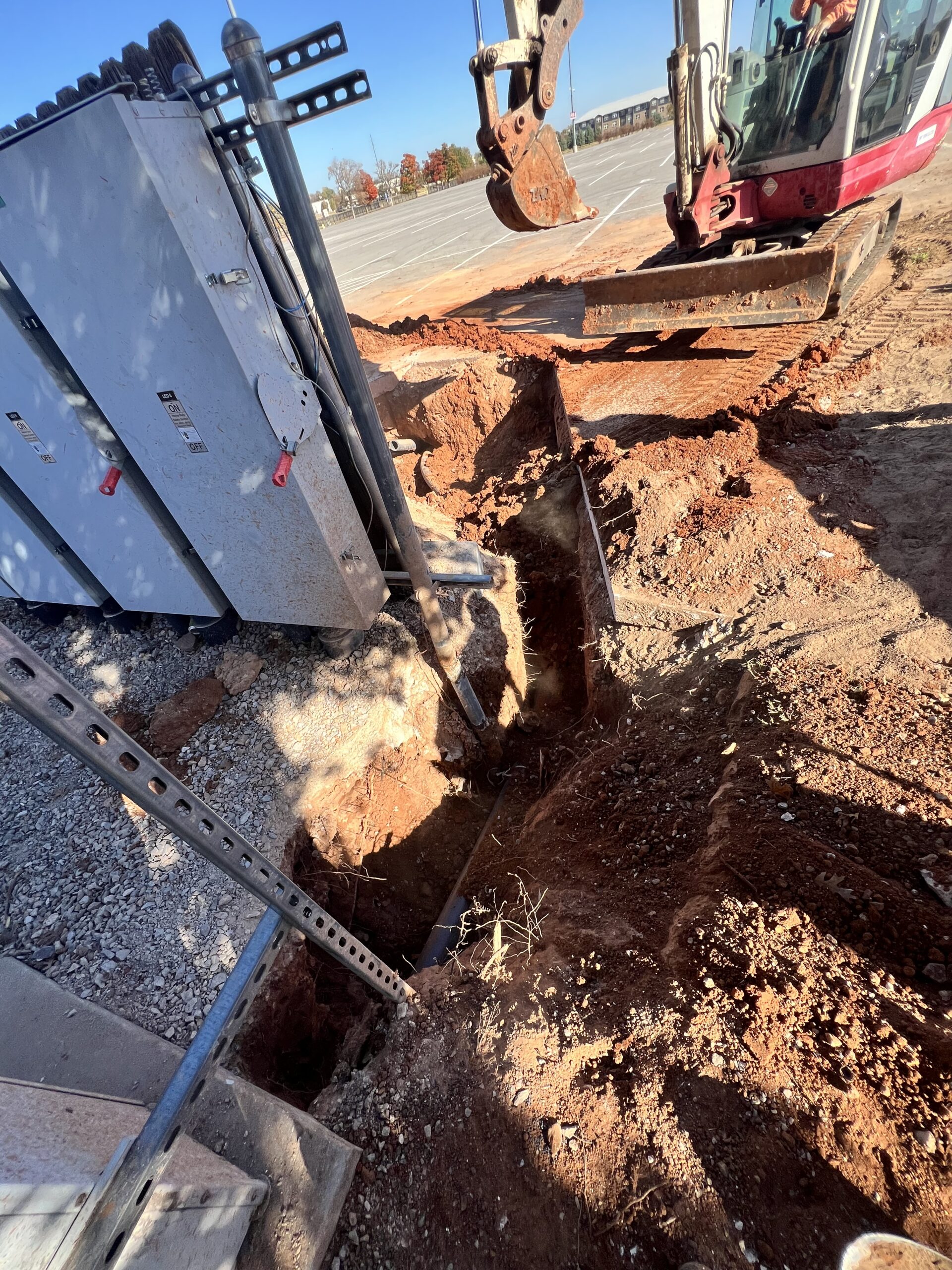Directional drilling crew installing utilities in Oklahoma City, Oklahoma
